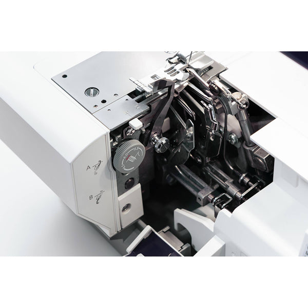 PFAFF® admire™ air 6000 Black Coverlock Machine