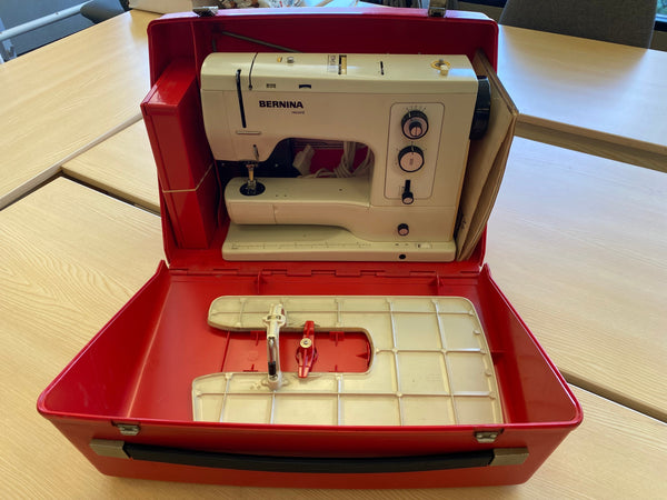 Bernina Record 830