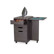 Kangaroo- Kiwi Cabinet